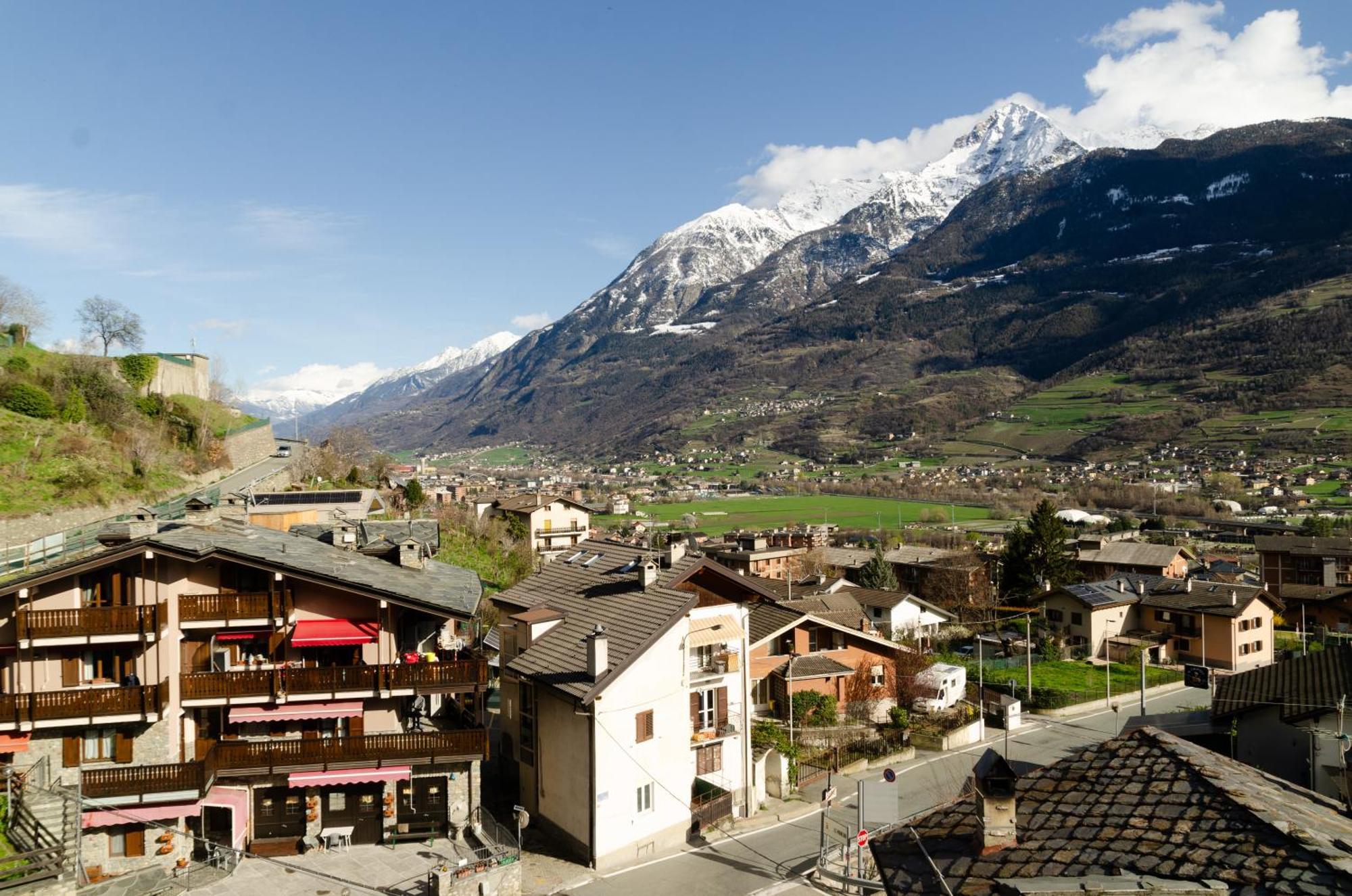 La Casa Degli Aromi - Vista Montagna E Relax Villa Aosta Dış mekan fotoğraf